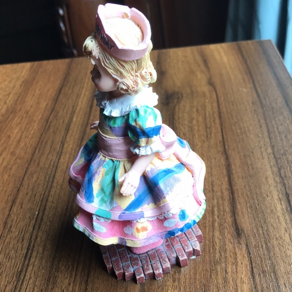 Vintage Madame Alexander "Happy Birthday" Figurine 1999 Numbered Limited Edition - Picture 8 of 15